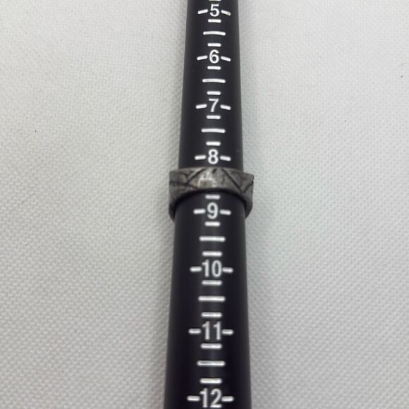 Brand New!! Size 8 1/2 Chunky cracked stone ring - Picture 4 of 4